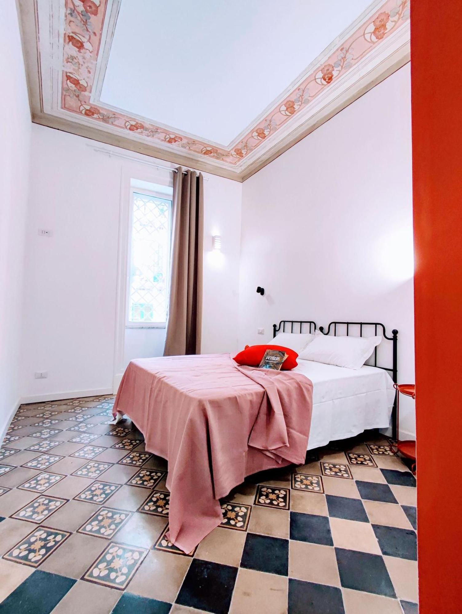 Donna Oliva Guest House Palermo Bagian luar foto