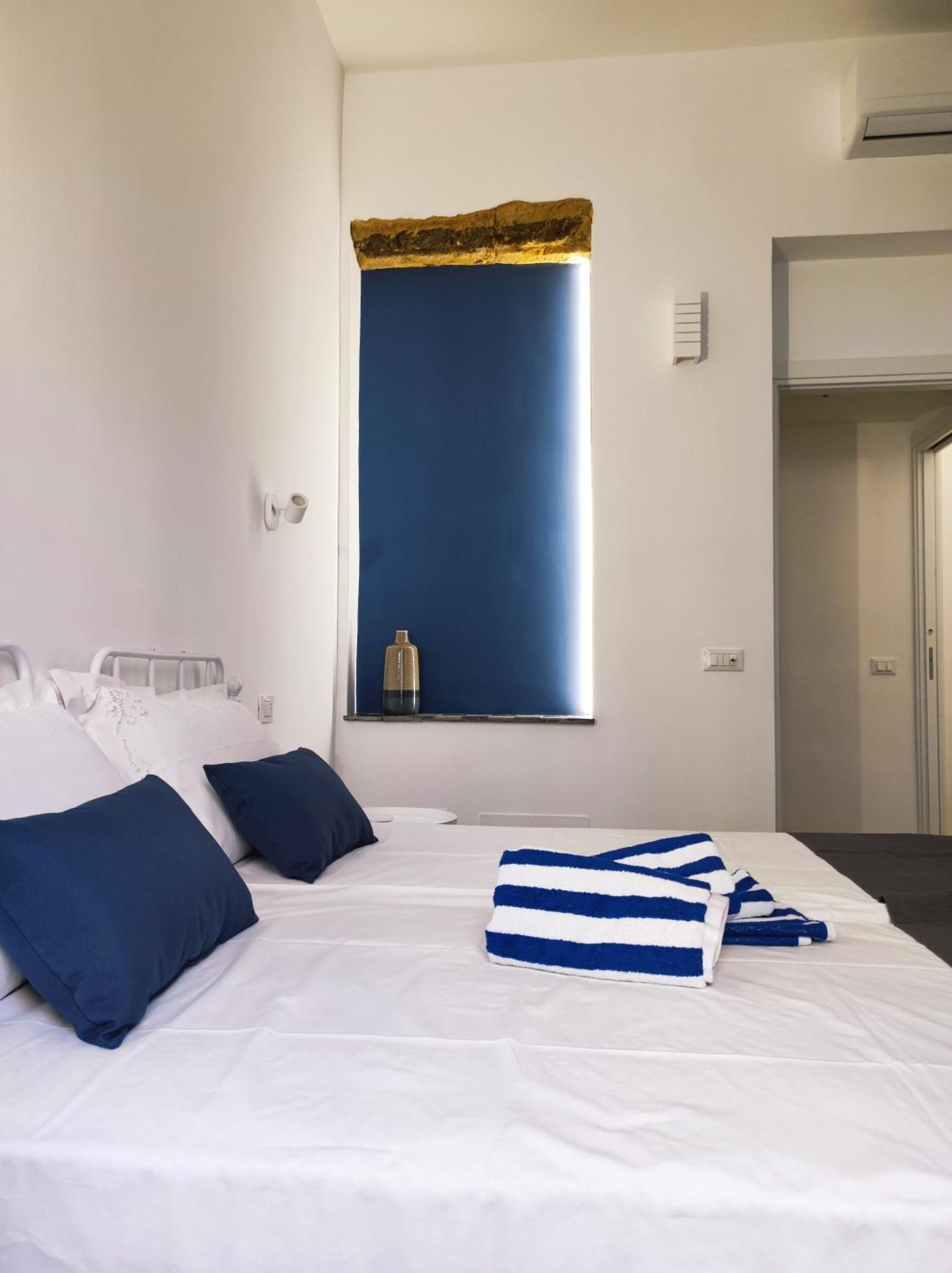 Donna Oliva Guest House Palermo Bagian luar foto