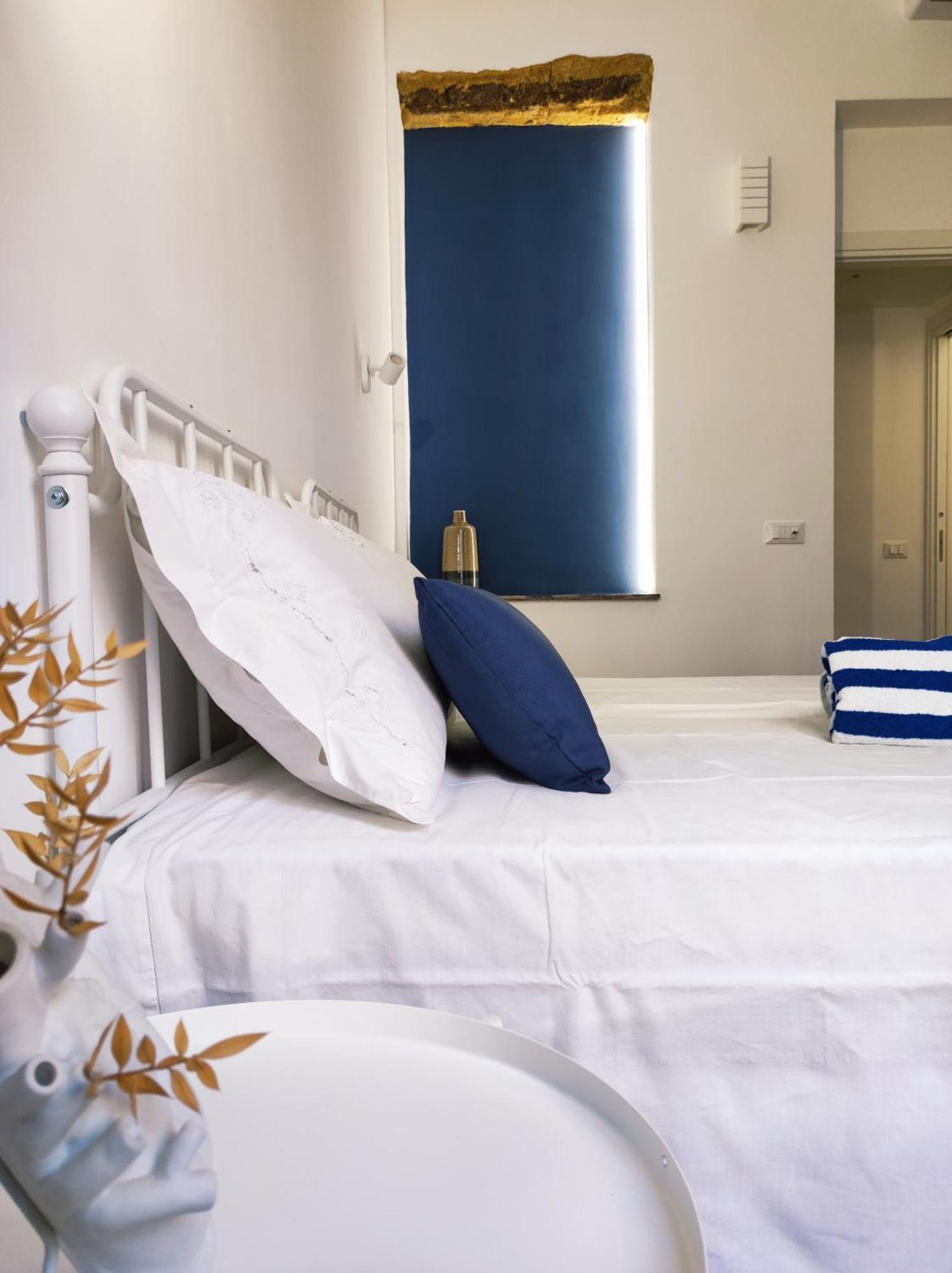 Donna Oliva Guest House Palermo Bagian luar foto